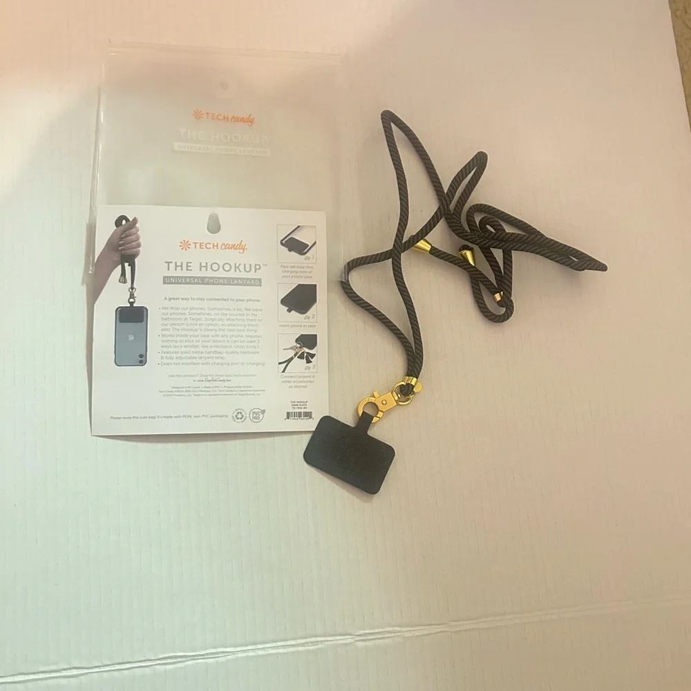 NWT- Universal Black Phone Lanyard